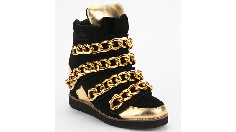 Illustration for article titled 6 Hideous Shoes Urban Outfitters Is Trying to Sell You